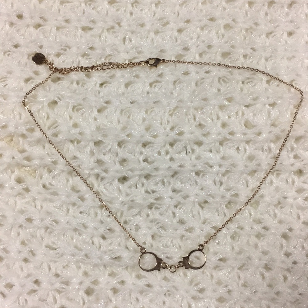 Handcuff Necklace in Rose Gold